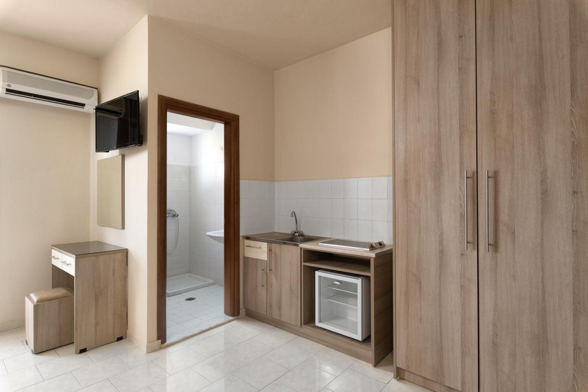 Rose Hotel فاليراكي المظهر الخارجي الصورة